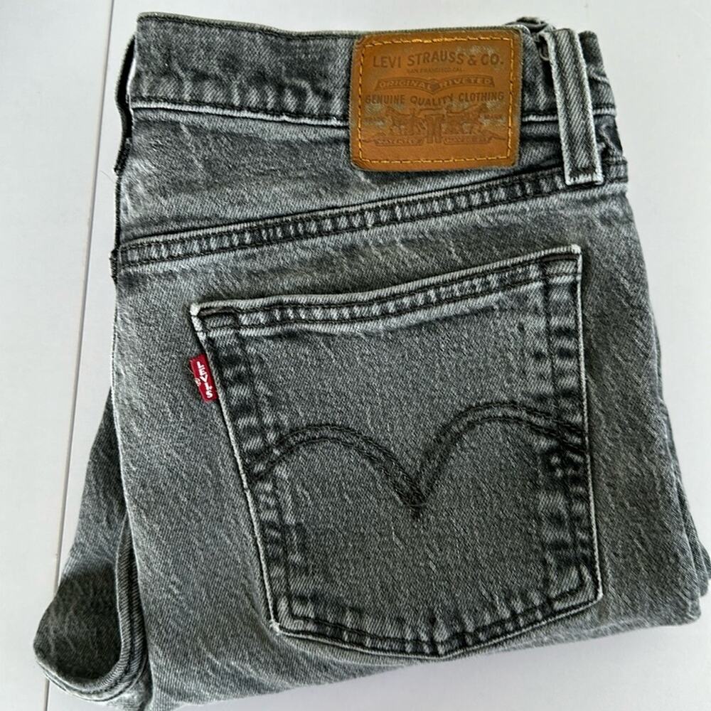 Levi's Wedgie Fit Straight Jeans Womens 28 Gray Acid Wash High Rise Button Fly